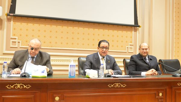 لجنة النقل بمجلس