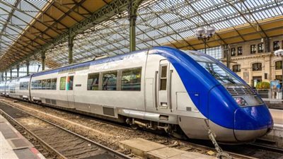 على خلفية الاحتجاجات.. فرنسا تعلن عن توقف حركة القطارات اليوم 