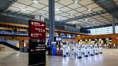 بعد بريطانيا وفرنسا.. إلغاء جميع الرحلات بمطار العاصمة الألمانية بسبب إضراب العمال لرفع الأجور