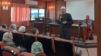 وزارة الإنتاج الحربي تنظم ندوتين توعويتين للعاملين عن بر الوالدين