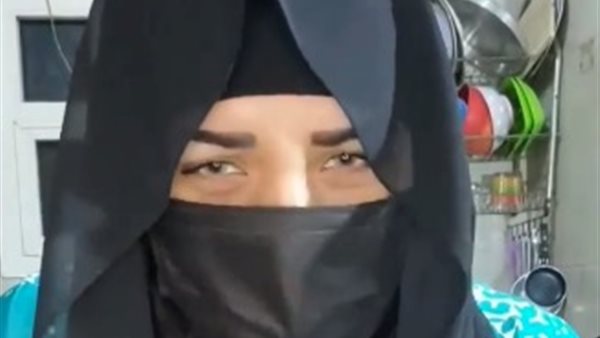 القبض على صاحبة فيديوهات