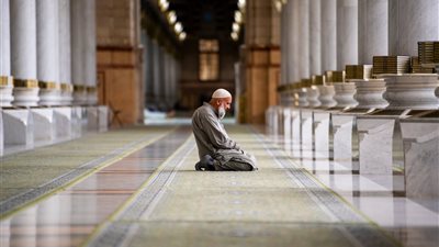 أجمل دعاء أول جمعة في رجب.. اللهم افتح لنا الأبواب المغلقة 