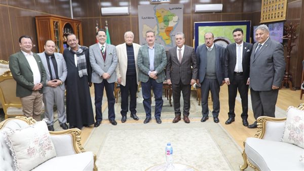 محافظ المنوفية يلتقي