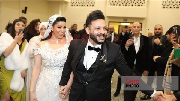 إيساف وعروسه 