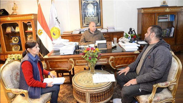 محافظ أسيوط 