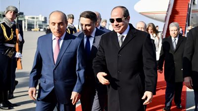 متحدث الرئاسة: اجتماع الرئيس السيسي مع رجال الأعمال بأذربيجان يبحث دعم التعاون التجاري والاقتصادي 