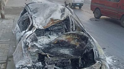 إصابة شخص في تفحم سيارة ملاكي بالإسكندرية 