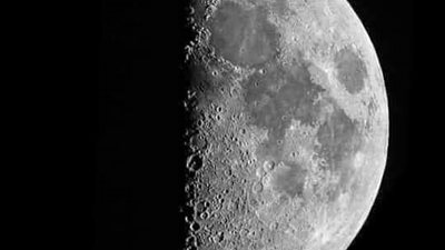 التربيع الأول لقمر شهر رجب يزين سماء الوطن العربي.. وهذه الحالة الوحيدة لرؤيته