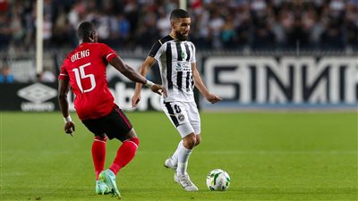 بعد أمم إفريقيا للمحليين.. الأهلي يمنح القندوسي راحة وينتظر قرار اللاعب