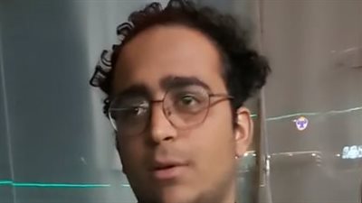 نجل معلم الرياضيات المتوفى في عمان: آخر مرة كلمني وصاني بالصلاة | بث مباشر