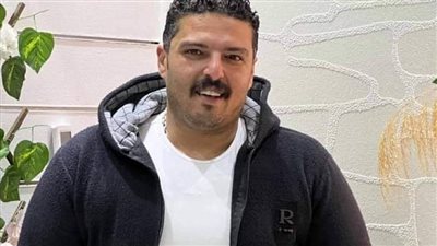 قدوة في حفظ الأمانة.. شاب يعثر على مبلغ مالي يصل لـ350 ألف جنيه ويعيده لأصحابه