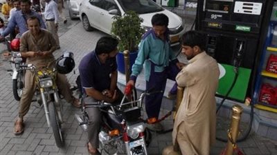 الحكومة الباكستانية تعلن رفع أسعار الوقود