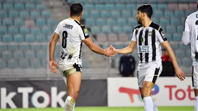 شوبير يكشف كواليس اللحظات الأخيرة قبل انتقال القندوسي للأهلي