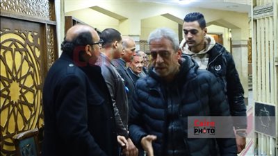 مجدي أحمد علي وصبري فواز ويوسف إسماعيل يقدمون واجب العزاء في المخرج سميح منسي | صور