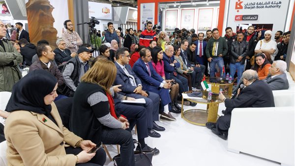 جانب من الندوة