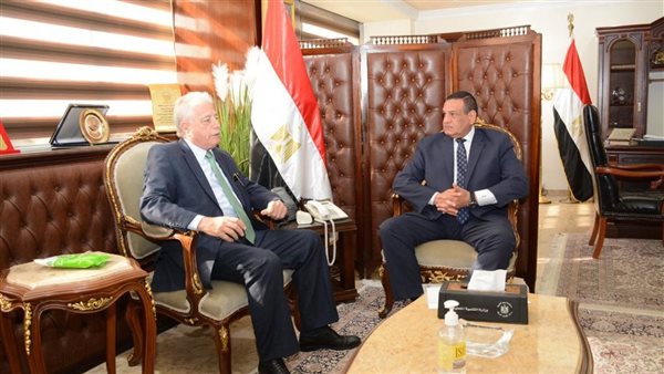 وزير التنمية المحلية