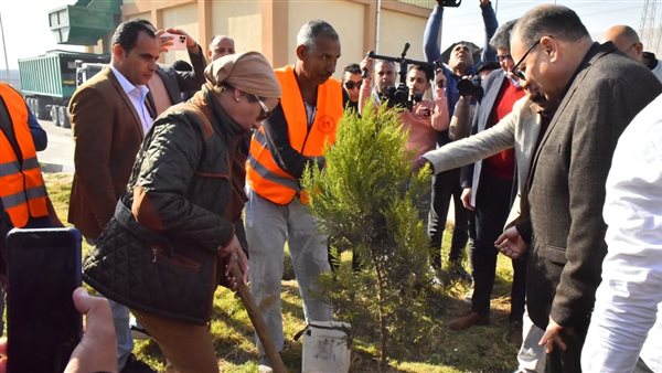 وزيرة البيئة 