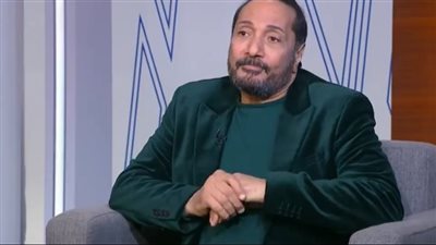  بمناسبة عيد زواجه الـ20.. علي الحجار: زوجتي أبلة الناظرة.. ونقدها يساعدني على تجنب أخطائي