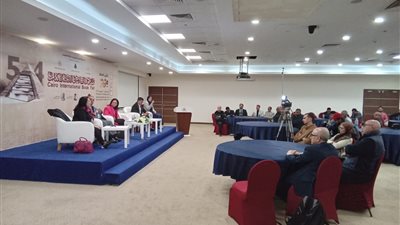 معرض الكتاب يناقش آفاق التنمية الثقافية وجهود الراحل الدكتور أحمد مرسي في صون التراث الثقافي غير المادي | صور