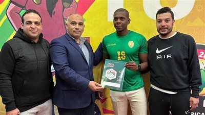 السكة الحديد يتعاقد مع كالديرون مهاجم الإسماعيلي والفيصلي السعودي السابق