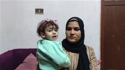 سيدة بالمنوفية تستغيث: أبو بنتي رفض يصرف على علاجها وقال لو ولد كنت صرفت عليه ولو ماتت ادفنوها عندكم