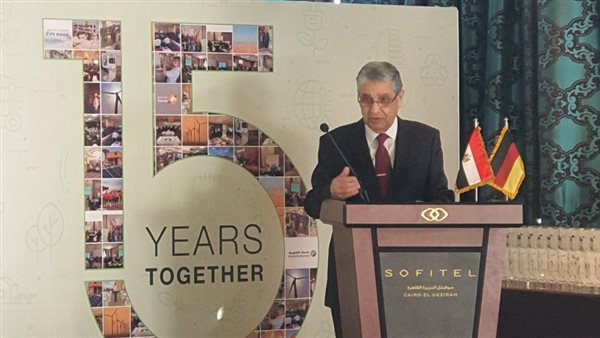 وزير الكهرباء 