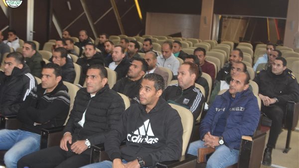 حكام الجولتي الخامسة