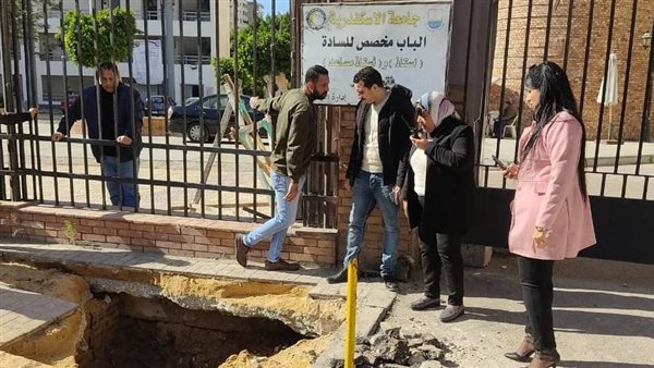 جانب من الأعمال