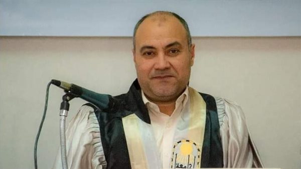 الدكتور إبراهيم حسين