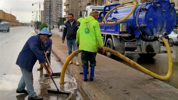 سقوط أمطار غزيرة