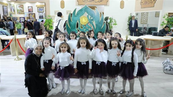  جانب من الأرض 