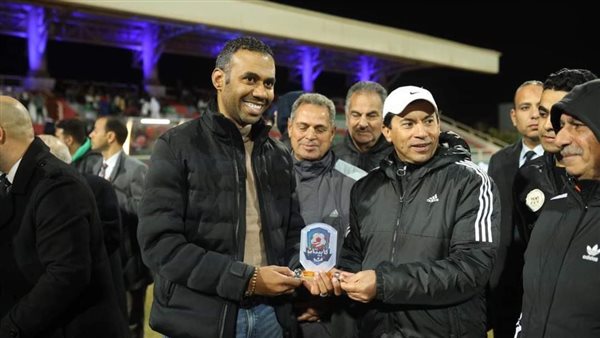 محمود المملوك وأشرف