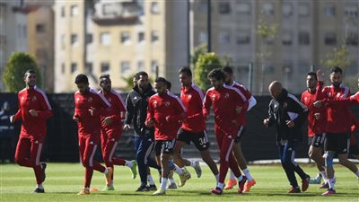 ثنائي الأهلي يستكمل فترة التأهيل على هامش مران الفريق