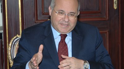 مساعد وزير الخارجية للشئون القنصلية يفتتح مكتب تصديقات محافظة البحيرة