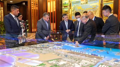 ميناء الإسكندرية يستقبل وفدًا صينيًا رفيع المستوى لبحث سبل التعاون