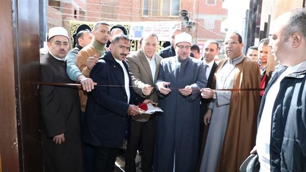 وزير الأوقاف ومحافظ