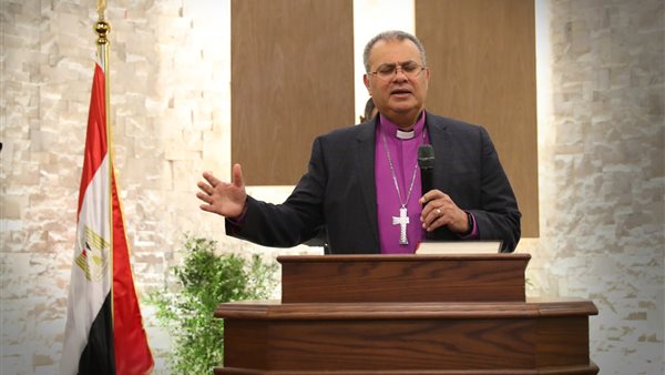  الدكتور القس أندريه