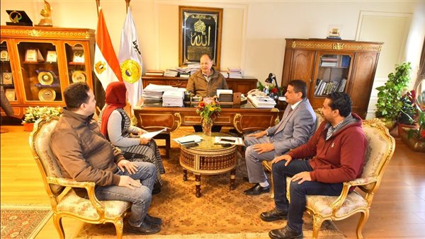 محافظ أسيوط 