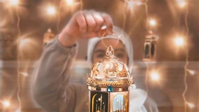 صورة تعبر عن شهر رمضان.. بوسترات حصرية من الفوانيس والهلال