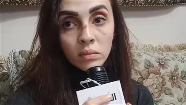  فتاة أرض الجولف