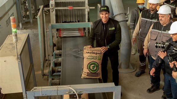 أبو هشيمة يزور مصنع