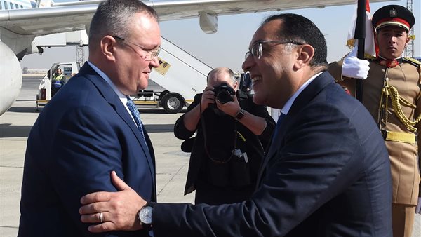 رئيس الوزراء يستقبل