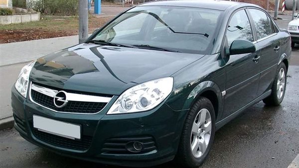 سعر أوبل فيكترا في