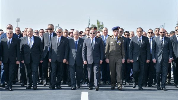 الرئيس السيسي يتقدم