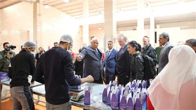 سفير الاتحاد الأوروبي يجري جولة لعدد من المشروعات في الوادي الجديد