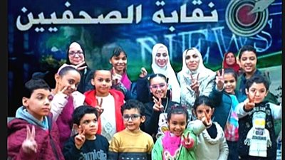 لأول مرة.. أطفال الإسكندرية يحولون المناهج لأكواد تفاعلية ويصدرون صحيفة رقمية كودية بلغة الإشارة