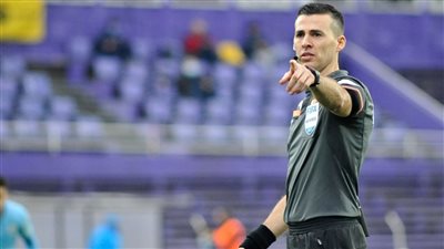 فيفا يعلن حكام مباراة الأهلي وريال مدريد بنصف نهائي كأس العالم للأندية