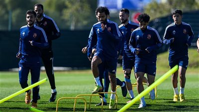 تدريبات بدنية واستشفائية خفيفة للاعبي الأهلي قبل مباراة ريال مدريد
