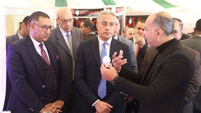 تعرف على خطة القوى العاملة لتدريب الشباب وضخ عمالة مؤهلة في 27 مصنعًا بالمجمع الصناعي بالغردقة