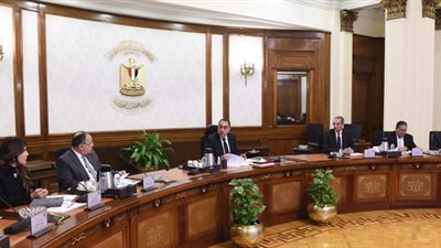 رئيس الوزراء: تيسيرات ومحفزات لزيادة استثمارات الشركات العالمية لصناعة المحمول في مصر